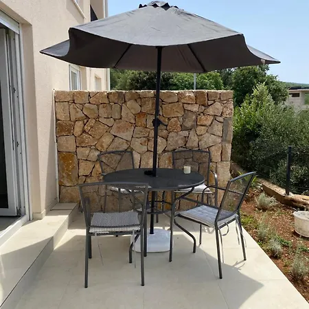 Twenty2-punat Apartment Punat